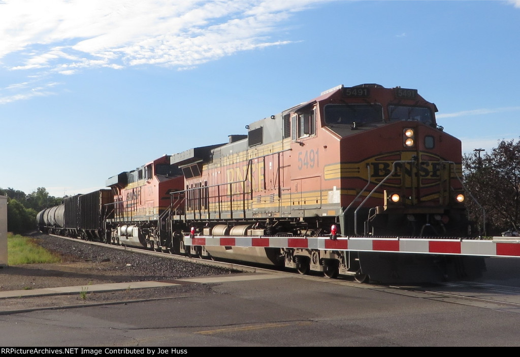 BNSF 5491 West